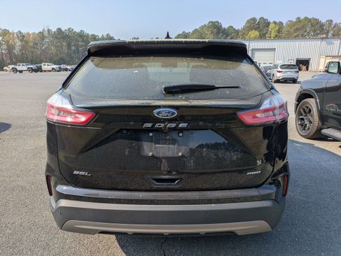 Used 2024 Ford Edge SEL image 4