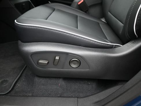 New 2025 Buick Enclave Preferred w/ Power Package image 10