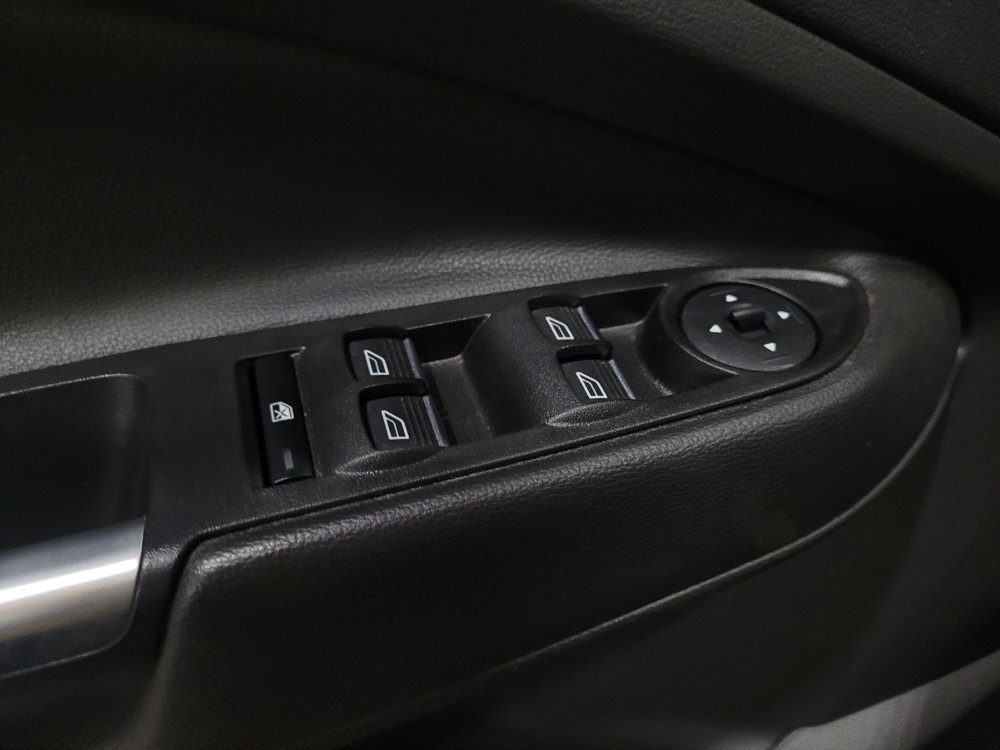 Used 2017 Ford Escape SE w/ Equipment Group 201A AWD/4WD image 27