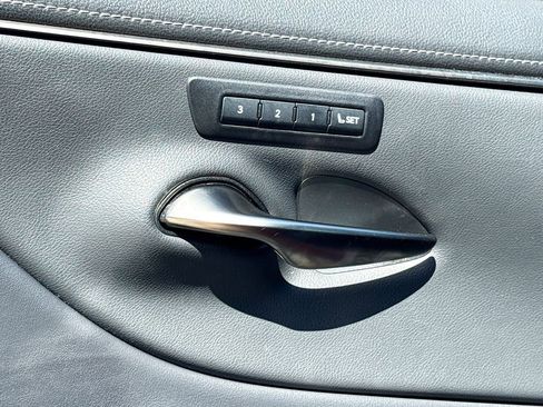 Used 2023 Lexus ES 300h F Sport image 14