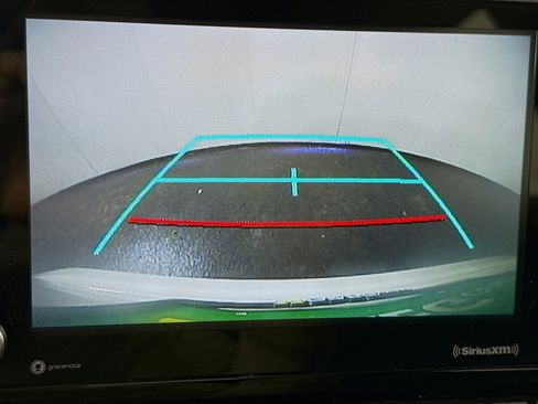 Used 2021 Toyota Corolla SE w/ Carpet Mat Package (TMS) image 19