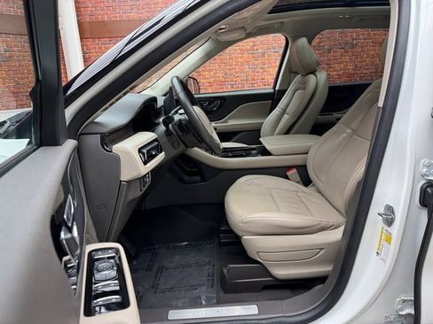 Used 2020 Lincoln Aviator Reserve w/ Equipment Group 201A image 22