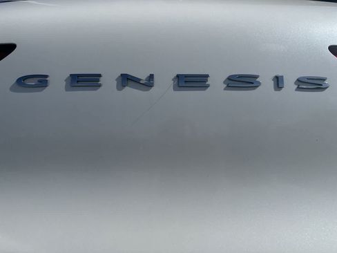 Used 2025 Genesis GV70 2.5T AWD/4WD image 14