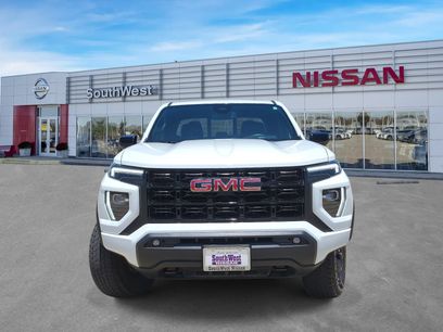 Used 2024 GMC Canyon Elevation w/ Convenience Package