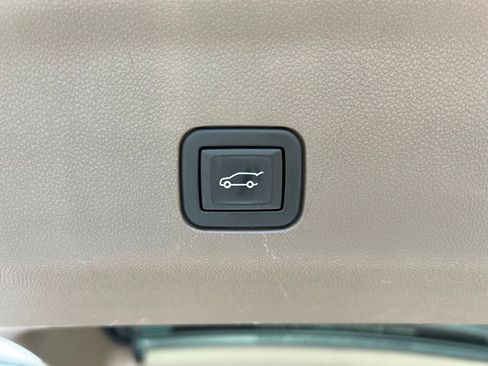 Used 2024 GMC Yukon Denali AWD/4WD image 52