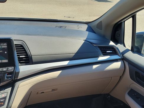 Used 2020 Honda Odyssey EX image 15