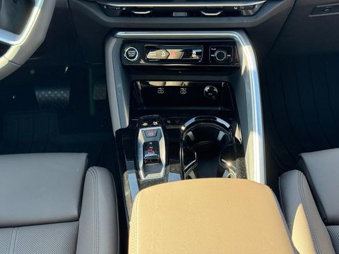 New 2025 Audi Q5 Premium Plus image 11