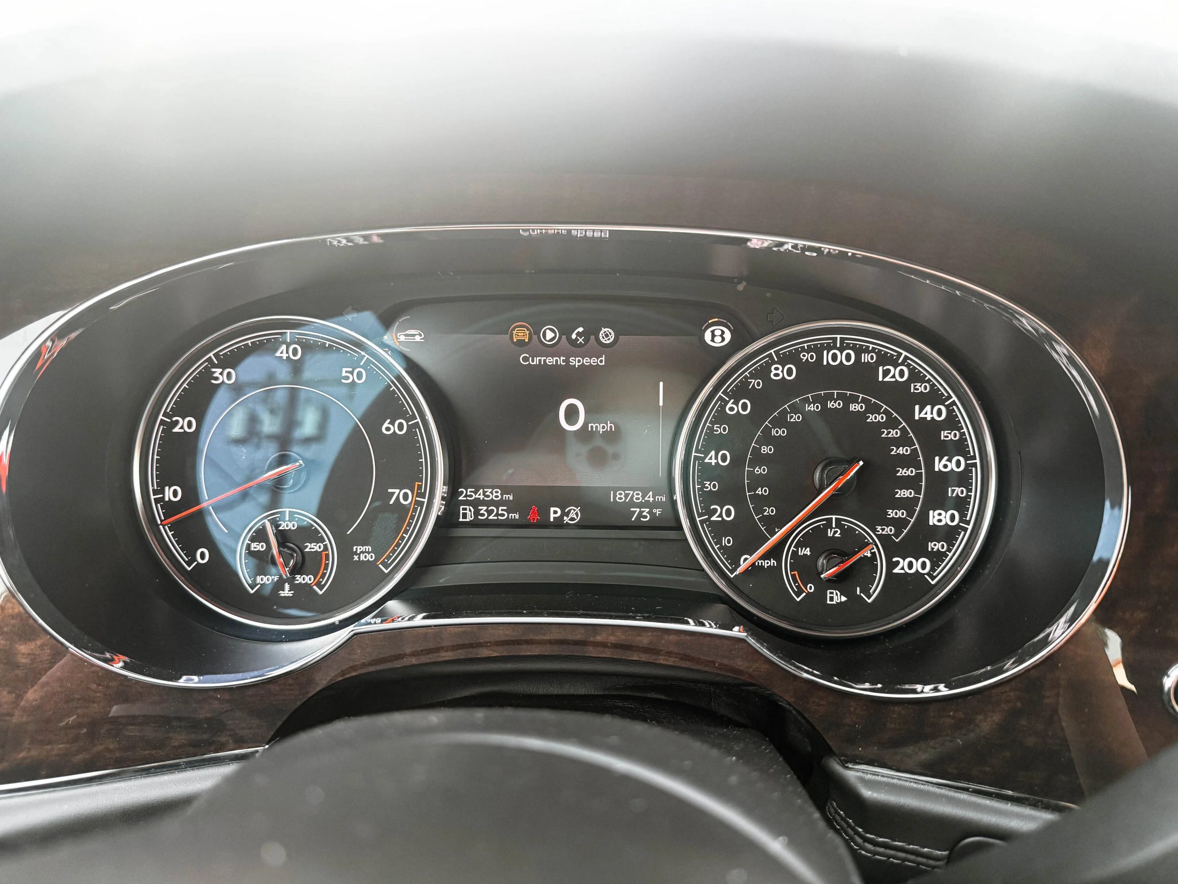 Used 2020 Bentley Bentayga AWD/4WD image 18