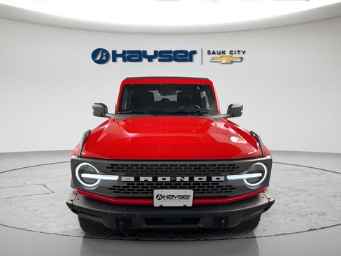 Used 2024 Ford Bronco Badlands AWD/4WD image 2
