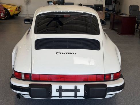 Used 1988 Porsche 911 Carrera RWD image 14