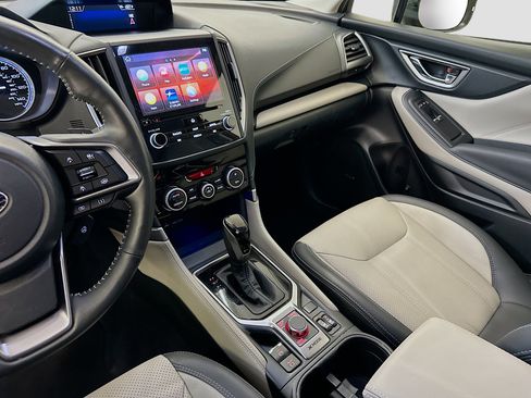 Used 2023 Subaru Forester Limited image 26