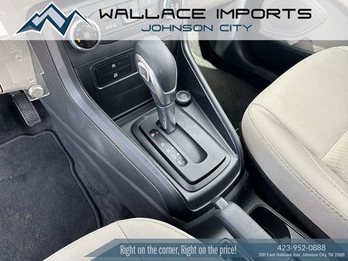 Used 2021 Ford EcoSport S AWD/4WD image 17