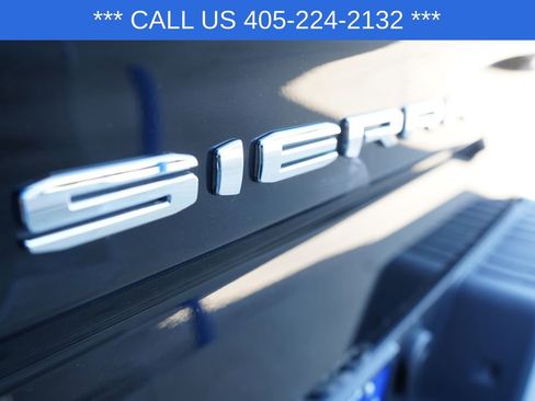 Used 2025 GMC Sierra 1500 SLT AWD/4WD image 7