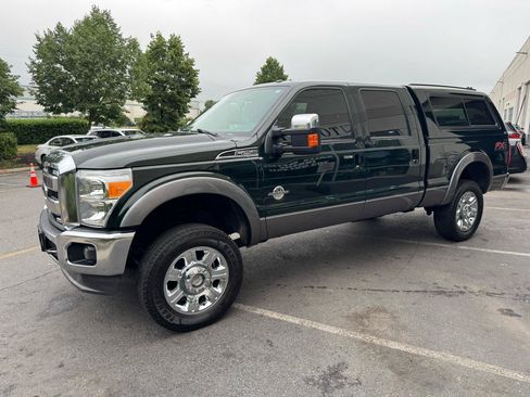 Used 2012 Ford F250 Lariat w/ Chrome Pkg AWD/4WD image 28