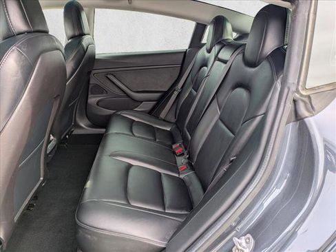 Used 2020 Tesla Model 3 Long Range image 19