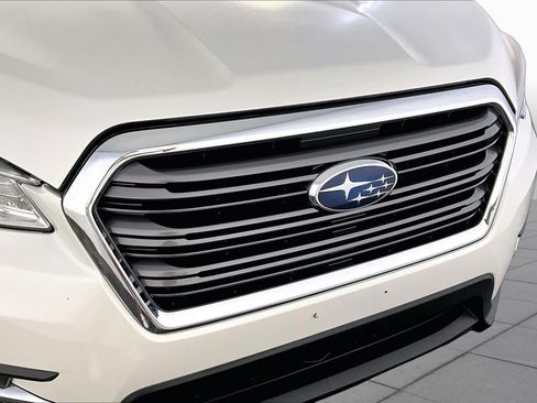 Used 2019 Subaru Ascent Limited AWD/4WD image 32