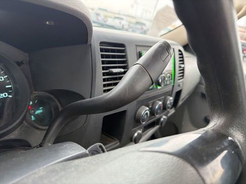 Used 2012 Chevrolet Silverado 1500 W/T image 27