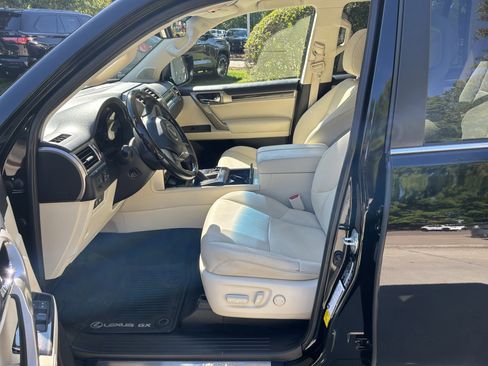 Used 2020 Lexus GX 460 Premium AWD/4WD image 16