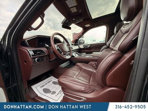 Used 2019 Lincoln Navigator Black Label AWD/4WD image 2