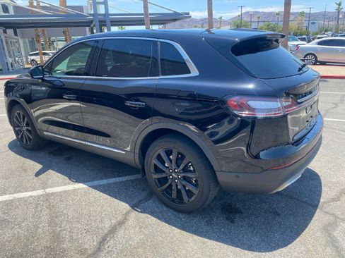 Certified 2022 Lincoln Nautilus Reserve AWD/4WD image 7