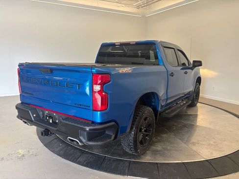 Used 2022 Chevrolet Silverado 1500 Custom Trail Boss w/ LPO, Dark Essentials Package AWD/4WD image 3