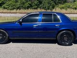 Used 2003 Ford Crown Victoria Police Interceptor image 6
