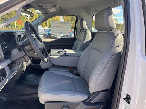 New 2026 Ford F550 4x4 Regular Cab Super Duty image 15