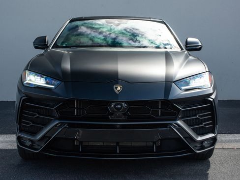 Used 2020 Lamborghini Urus image 4