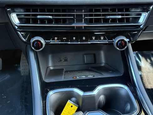 New 2026 Chevrolet Traverse LT w/ Driver Confidence Package image 33