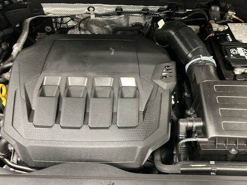 Used 2024 Audi Q3 2.0T Premium w/ Convenience Package image 26