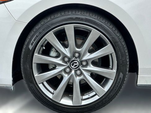 Used 2021 MAZDA MAZDA3 s FWD image 11