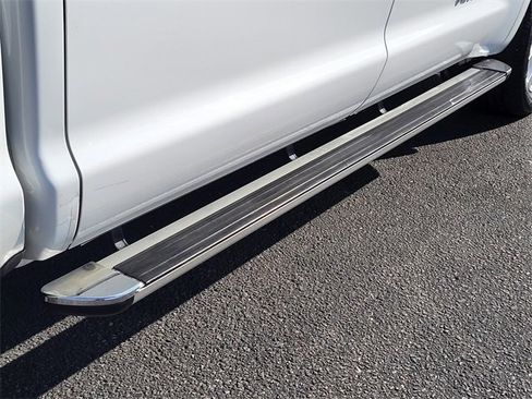 Used 2016 Toyota Tundra SR5 image 11