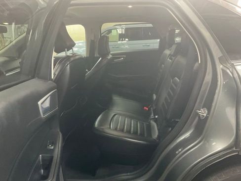 Used 2024 Ford Edge SEL image 15