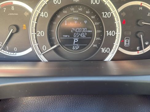 Used 2013 Honda Accord LX image 27