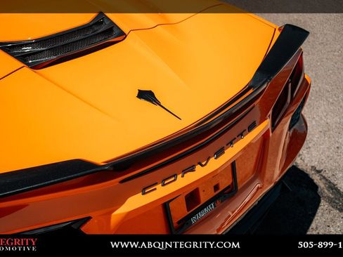 Used 2024 Chevrolet Corvette Stingray Premium Conv w/ Z51 Performance Package RWD image 15