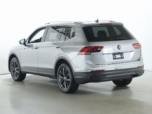 Certified 2022 Volkswagen Tiguan SE AWD/4WD image 43