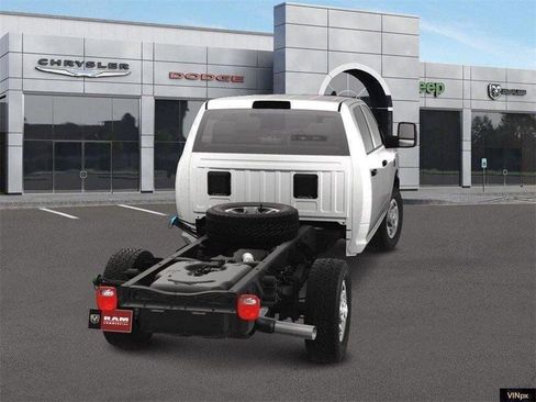 New 2024 RAM 3500 Tradesman w/ Safety Group AWD/4WD image 14