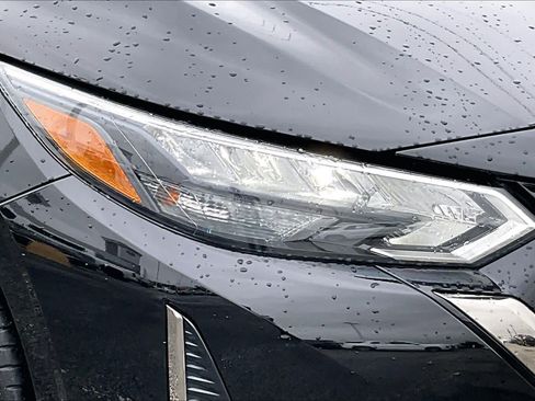 Used 2024 Nissan Sentra SR FWD image 25