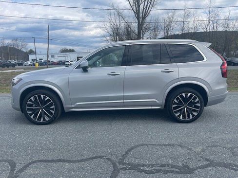 Used 2025 Volvo XC90 B6 Plus AWD/4WD image 6