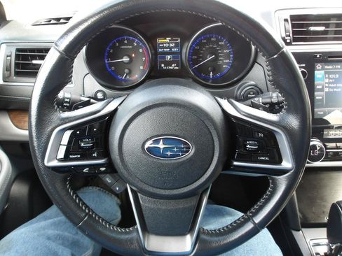 Used 2018 Subaru Outback 2.5i Limited w/ Popular Package #2 AWD/4WD image 15