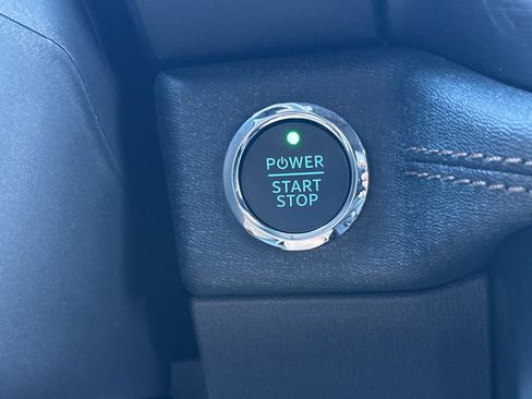 New 2025 Ford F150 Lightning Lariat image 25