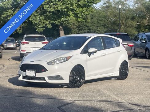Used 2015 Ford Fiesta ST FWD image 1