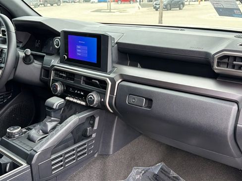 Used 2025 Toyota 4Runner SR5 image 41