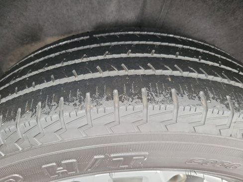 Used 2020 Chevrolet Traverse LS image 30