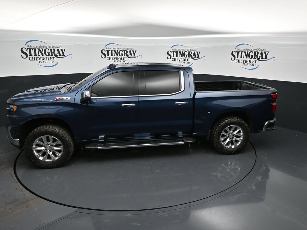 Used 2022 Chevrolet Silverado 1500 LTZ w/ LTZ Premium Package AWD/4WD image 21
