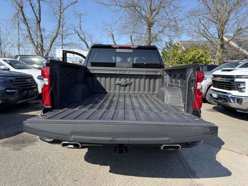 Used 2023 Chevrolet Silverado 1500 RST w/ Redline Edition image 7