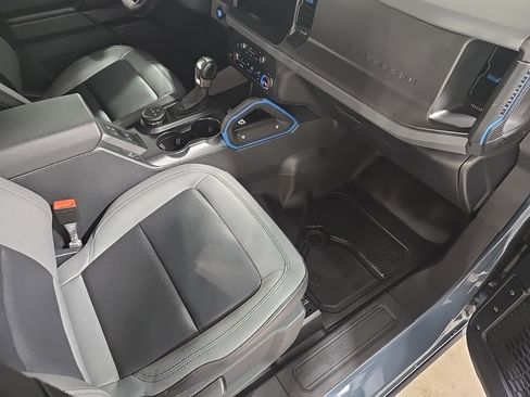 Used 2024 Ford Bronco Black Diamond image 20