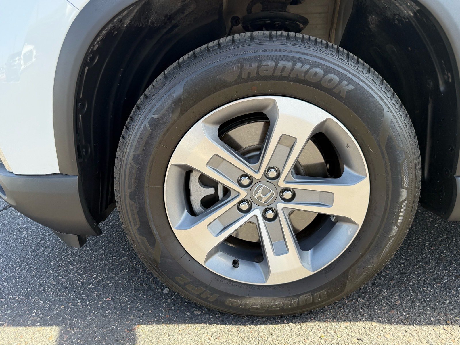 Used 2025 Honda Pilot EX-L image 11