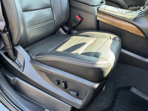 Used 2019 GMC Yukon Denali AWD/4WD image 28