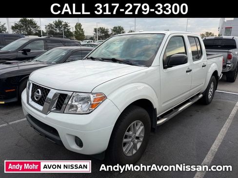 Used 2018 Nissan Frontier SV AWD/4WD image 2